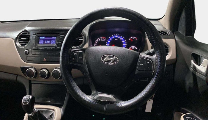 2015 Hyundai Xcent S 1.2, Petrol, Manual, 48,670 km, Steering Wheel Close Up
