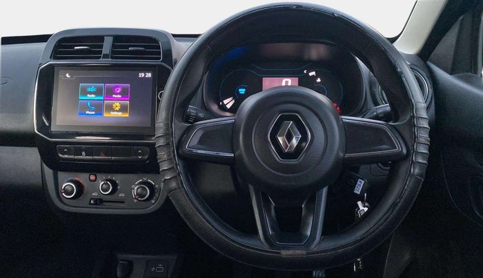 2022 Renault Kwid RXT 1.0, Petrol, Manual, 26,364 km, Steering Wheel Close Up