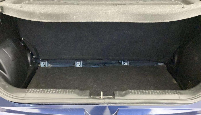 2021 Maruti Swift VXI, Petrol, Manual, 13,002 km, Boot Inside