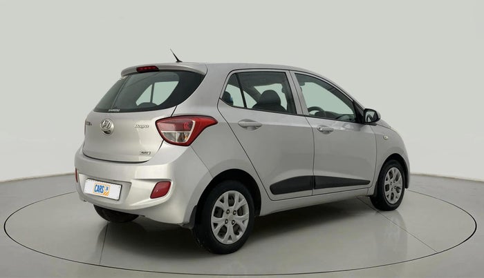 2016 Hyundai Grand i10 MAGNA AT 1.2 KAPPA VTVT, Petrol, Automatic, 32,827 km, Right Back Diagonal