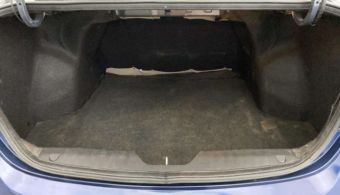 2018 Maruti Ciaz ZETA 1.4  MT PETROL, Petrol, Manual, 54,250 km, Boot Inside