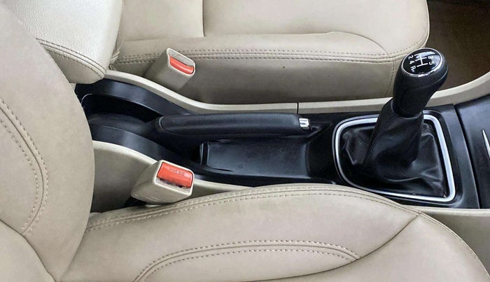 2018 Maruti Ciaz ZETA 1.4  MT PETROL, Petrol, Manual, 54,250 km, Gear Lever