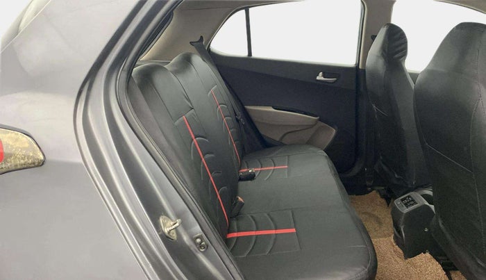 2018 Hyundai Grand i10 SPORTZ 1.2 KAPPA VTVT, Petrol, Manual, 65,281 km, Right Side Rear Door Cabin