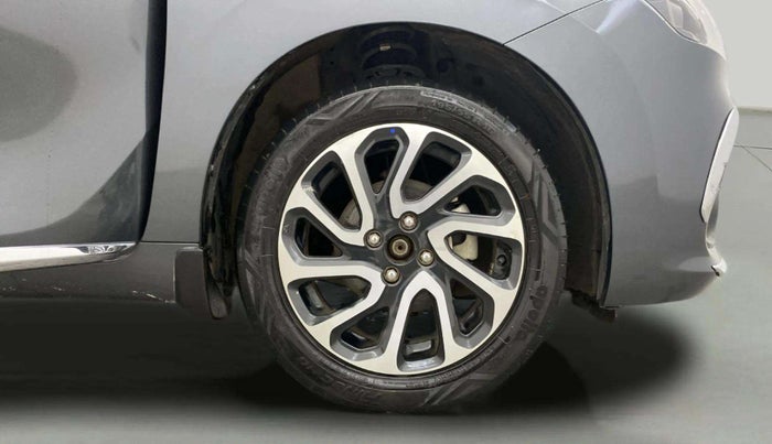 2023 Maruti Baleno ALPHA PETROL 1.2, Petrol, Manual, 27,867 km, Right Front Wheel
