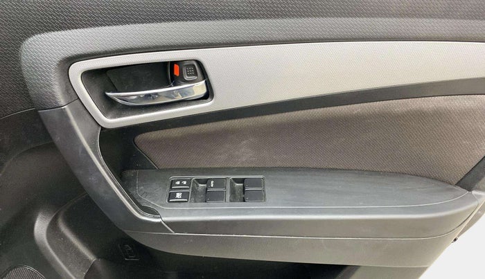 2022 Toyota URBAN CRUISER PREMIUM GRADE MT, Petrol, Manual, 56,820 km, Driver Side Door Panels Control