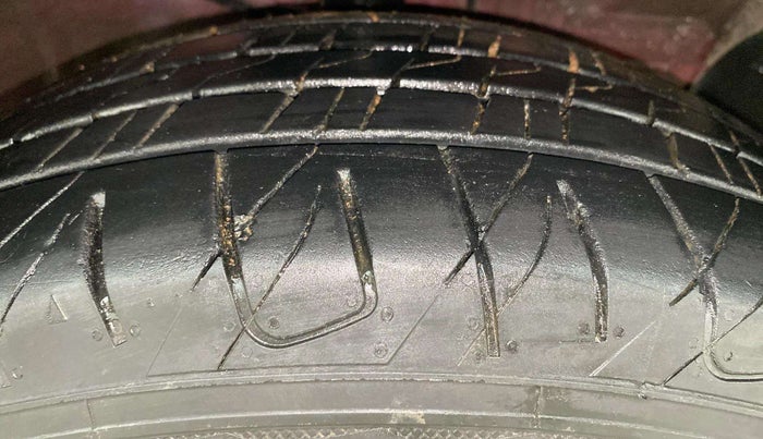 2019 Hyundai Creta EX 1.6 PETROL, Petrol, Manual, 67,832 km, Right Front Tyre Tread