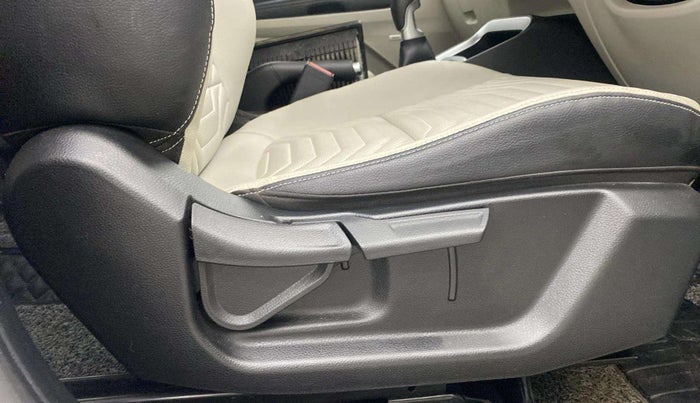 2021 KIA SONET HTX PLUS 1.0 IMT, Petrol, Manual, 37,728 km, Driver Side Adjustment Panel