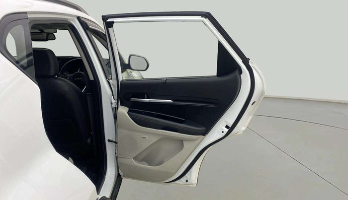 2021 KIA SONET HTX PLUS 1.0 IMT, Petrol, Manual, 37,728 km, RHS Rear Door