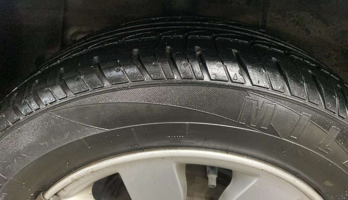 2014 Hyundai Xcent S (O) 1.2, Petrol, Manual, 48,208 km, Right Rear Tyre Tread