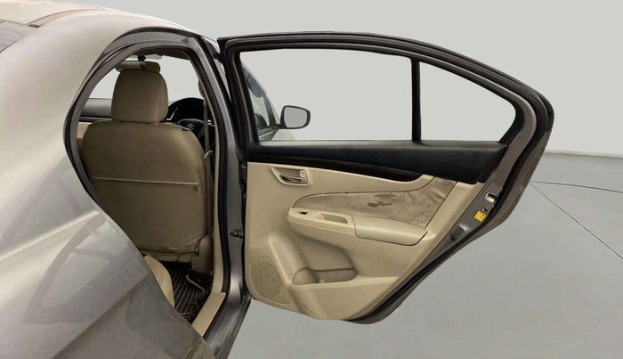 2018 Maruti Ciaz DELTA DIESEL 1.3, Diesel, Manual, 96,858 km, RHS Rear Door