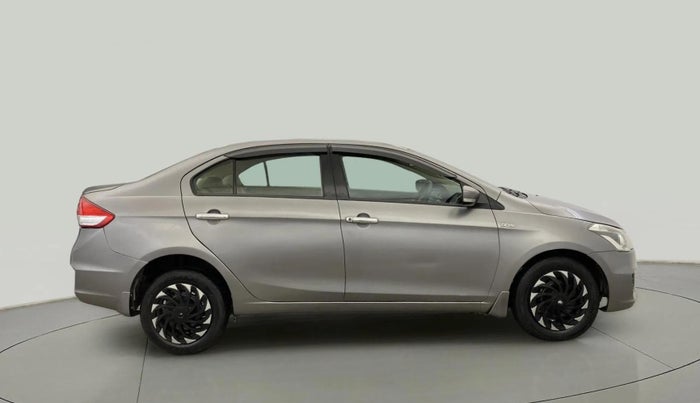 2018 Maruti Ciaz DELTA DIESEL 1.3, Diesel, Manual, 96,858 km, Right Side View