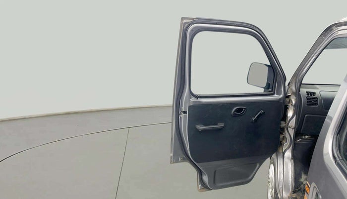 2022 Maruti Eeco 5 STR AC CNG (O), CNG, Manual, 34,170 km, LHS Front Door