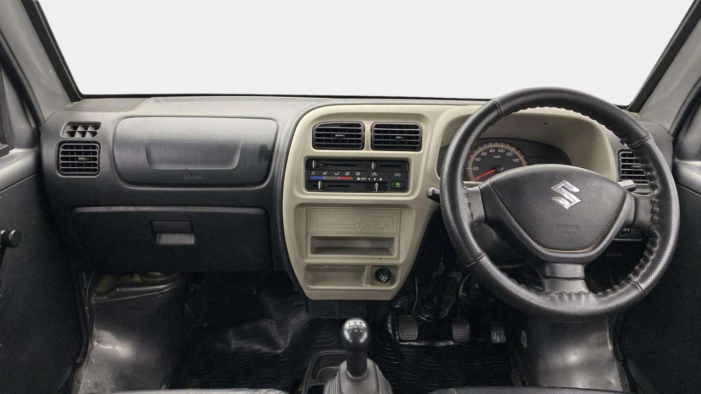 2022 Maruti Eeco 5 STR AC CNG (O), CNG, Manual, 34,380 km, Dashboard