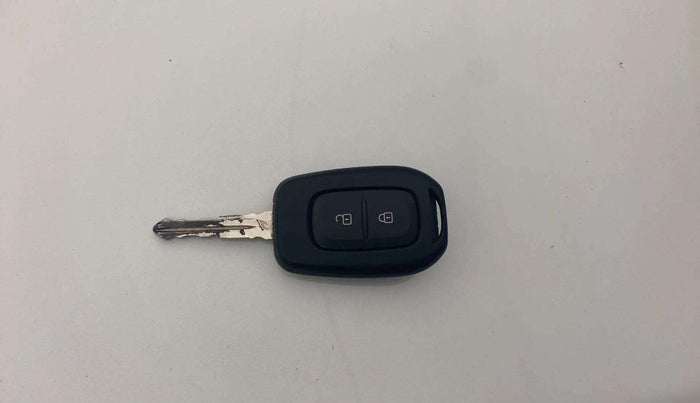 2021 Renault Duster RXZ 1.5 PETROL MT, Petrol, Manual, 37,941 km, Key Close Up