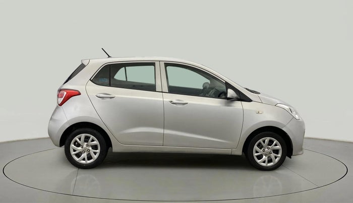 2018 Hyundai Grand i10 MAGNA 1.2 KAPPA VTVT, Petrol, Manual, 11,159 km, Right Side View