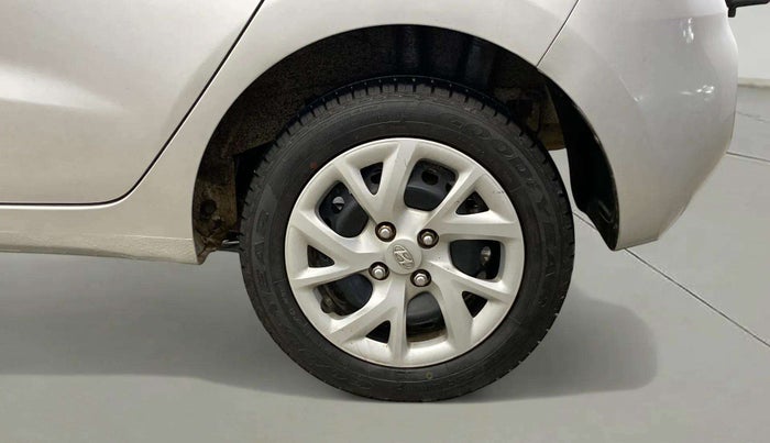 2018 Hyundai Grand i10 MAGNA 1.2 KAPPA VTVT, Petrol, Manual, 11,159 km, Left Rear Wheel