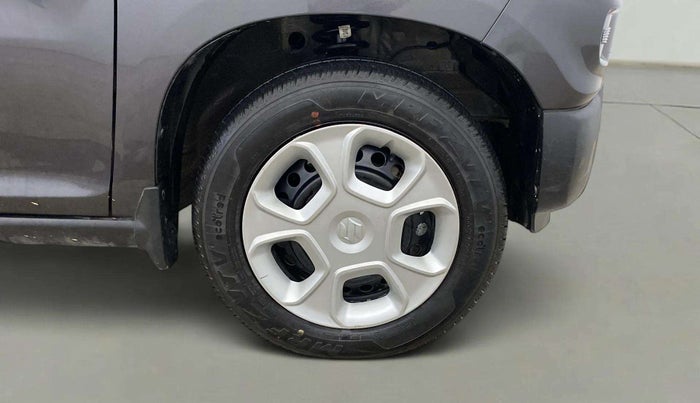 2020 Maruti S PRESSO VXI PLUS AMT, Petrol, Automatic, 6,599 km, Right Front Wheel