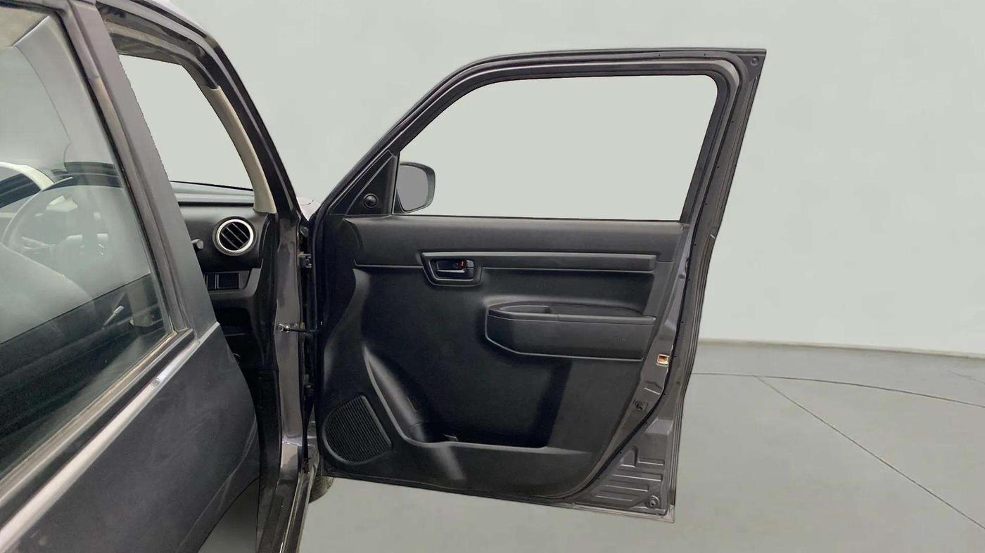 2020 Maruti S PRESSO VXI PLUS AMT, Petrol, Automatic, 6,599 km, RHS Front Door