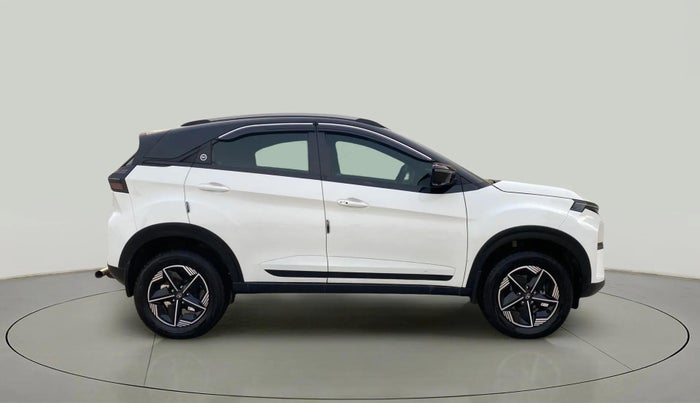 2023 Tata NEXON FEARLESS PLUS 1.2 REVOTRON 6 MT, Petrol, Manual, 13,867 km, Right Side View