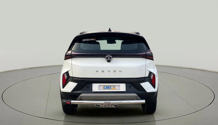 2023 Tata NEXON FEARLESS PLUS 1.2 REVOTRON 6 MT, Petrol, Manual, 13,867 km, Back/Rear