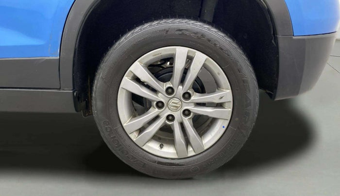 2016 Maruti Vitara Brezza ZDI PLUS DUAL TONE, Diesel, Manual, 93,327 km, Left Rear Wheel