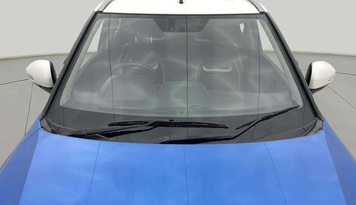 2016 Maruti Vitara Brezza ZDI PLUS DUAL TONE, Diesel, Manual, 93,327 km, Front Windshield