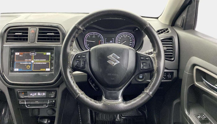 2016 Maruti Vitara Brezza ZDI PLUS DUAL TONE, Diesel, Manual, 93,327 km, Steering Wheel Close Up