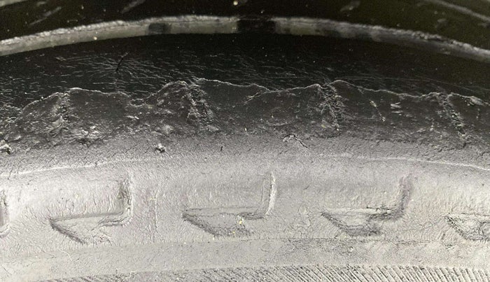 2018 Maruti IGNIS DELTA 1.2 AMT, Petrol, Automatic, 50,934 km, Right Rear Tyre Tread