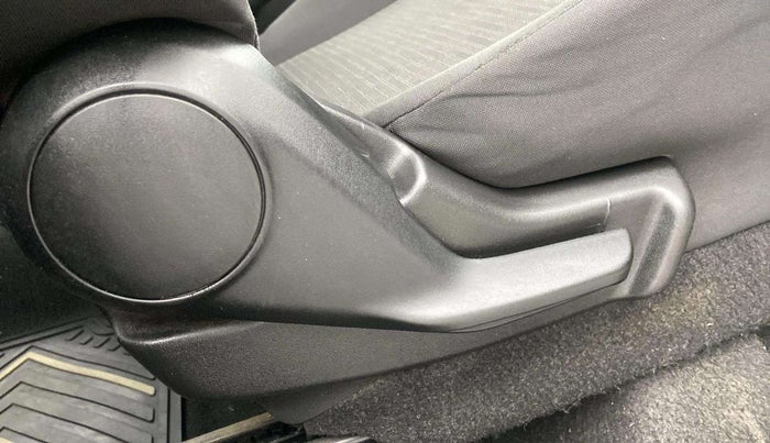 2018 Maruti IGNIS DELTA 1.2 AMT, Petrol, Automatic, 50,934 km, Driver Side Adjustment Panel