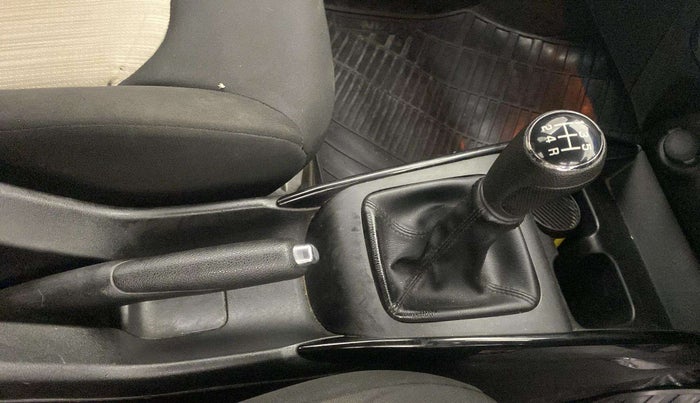 2022 Toyota Glanza G, Petrol, Manual, 65,296 km, Gear Lever