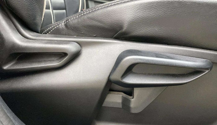 2021 Tata Tiago XZ PETROL, Petrol, Manual, 54,414 km, Driver Side Adjustment Panel