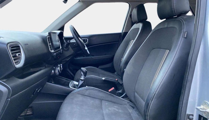 2021 Hyundai VENUE SX 1.0 (O) TURBO, Petrol, Manual, 36,680 km, Right Side Front Door Cabin