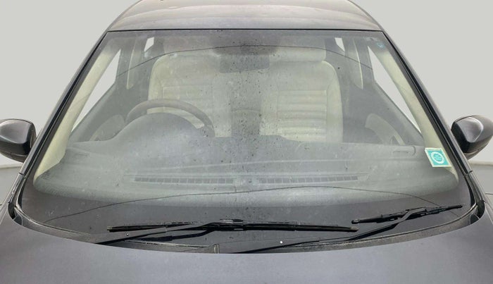2014 Volkswagen Polo HIGHLINE1.2L, Petrol, Manual, 88,879 km, Front Windshield