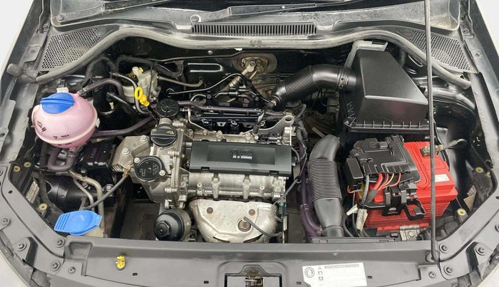 2014 Volkswagen Polo HIGHLINE1.2L, Petrol, Manual, 88,879 km, Engine View