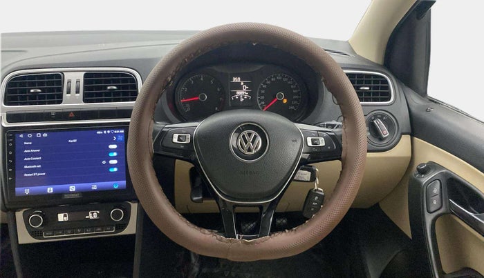 2014 Volkswagen Polo HIGHLINE1.2L, Petrol, Manual, 88,879 km, Steering Wheel Close Up