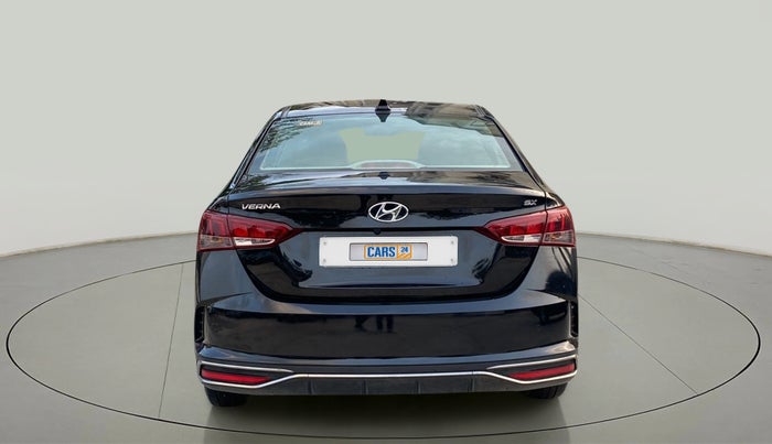 2022 Hyundai Verna SX 1.5 VTVT, Petrol, Manual, 25,494 km, Back/Rear