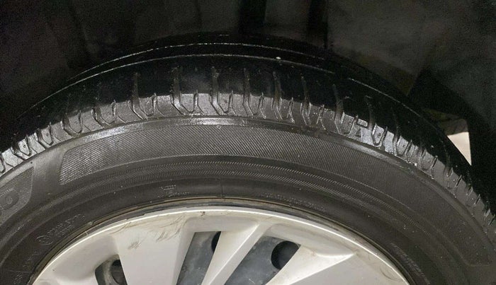 2021 Maruti Ertiga VXI CNG, CNG, Manual, 68,335 km, Left Rear Tyre Tread