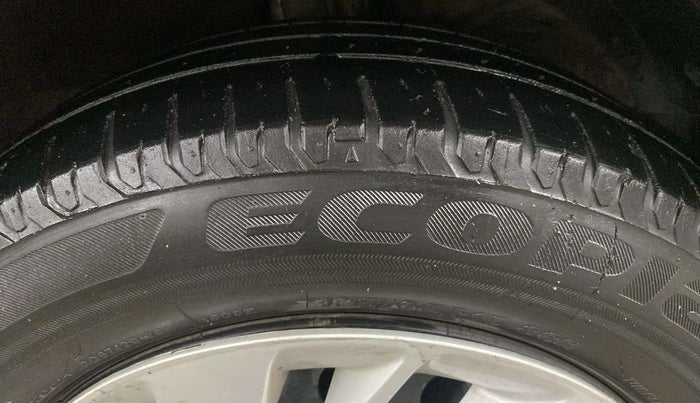 2021 Maruti Ertiga VXI CNG, CNG, Manual, 68,335 km, Right Front Tyre Tread