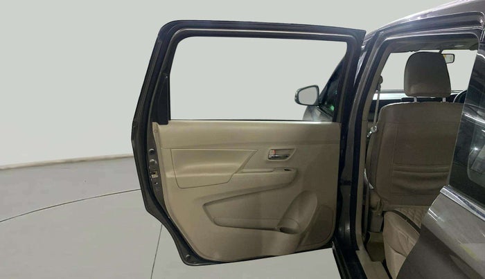 2021 Maruti Ertiga VXI CNG, CNG, Manual, 68,335 km, LHS Rear Door