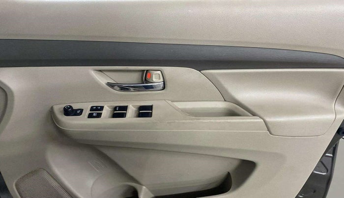 2021 Maruti Ertiga VXI CNG, CNG, Manual, 68,335 km, Driver Side Door Panels Control