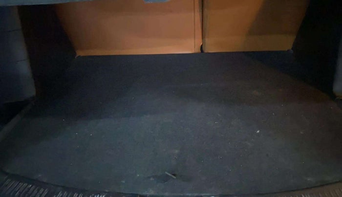 2018 Maruti S Cross ZETA 1.3, Diesel, Manual, 48,157 km, Boot Inside