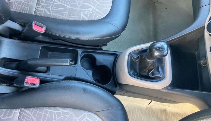 2013 Hyundai Grand i10 MAGNA 1.1 CRDI, Diesel, Manual, 97,299 km, Gear Lever