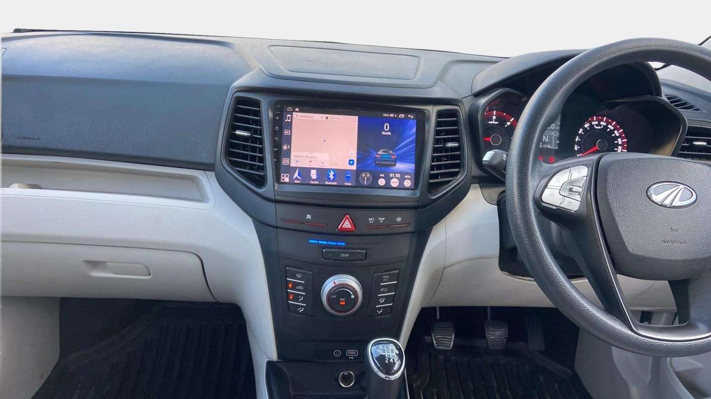 2022 Mahindra XUV300 W6 1.5 Sunroof Diesel, Diesel, Manual, 61,404 km, Air Conditioner