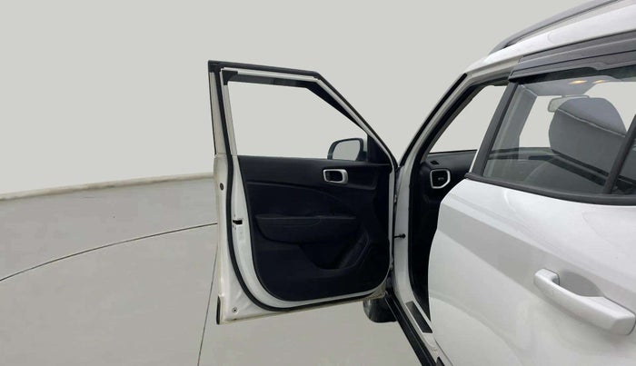 2019 Hyundai VENUE SX 1.0 TURBO, Petrol, Manual, 96,499 km, LHS Front Door