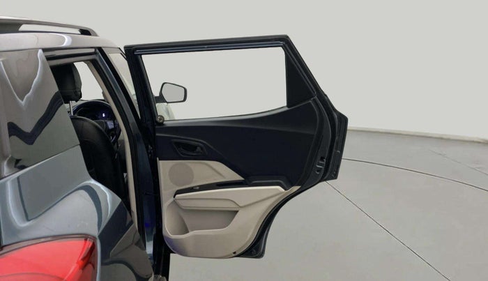 2021 Mahindra XUV300 W6 1.2 PETROL AMT, Petrol, Automatic, 45,332 km, RHS Rear Door