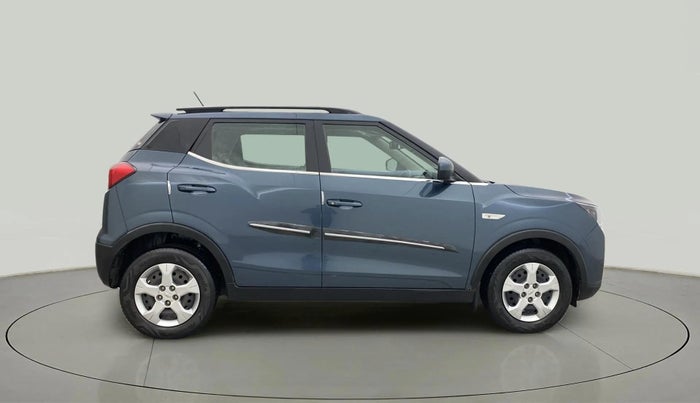 2021 Mahindra XUV300 W6 1.2 PETROL AMT, Petrol, Automatic, 45,332 km, Right Side View