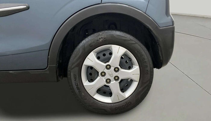 2021 Mahindra XUV300 W6 1.2 PETROL AMT, Petrol, Automatic, 45,332 km, Left Rear Wheel