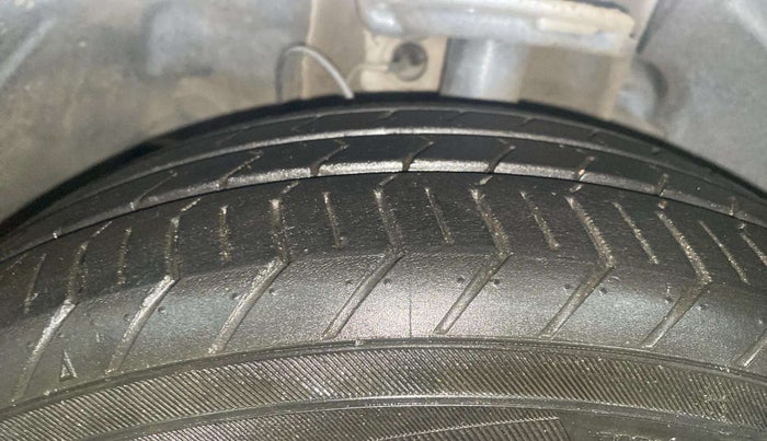 2021 Tata Tiago XZA PLUS PETROL, Petrol, Automatic, 30,302 km, Left Front Tyre Tread