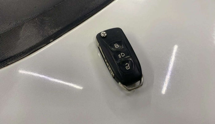 2021 Tata Tiago XZA PLUS PETROL, Petrol, Automatic, 30,302 km, Key Close Up