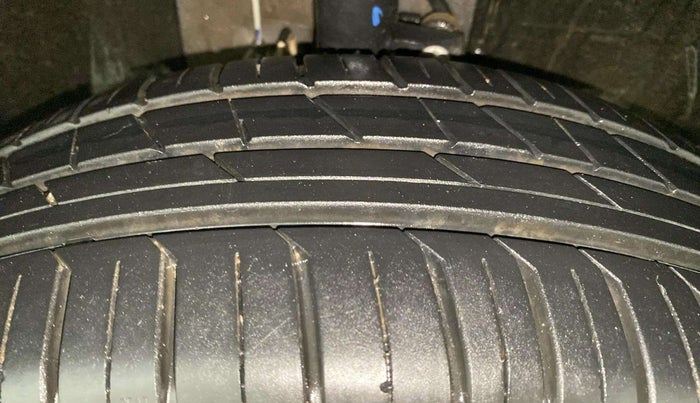 2023 Tata PUNCH ACCOMPLISHED AMT, Petrol, Automatic, 3,068 km, Right Front Tyre Tread